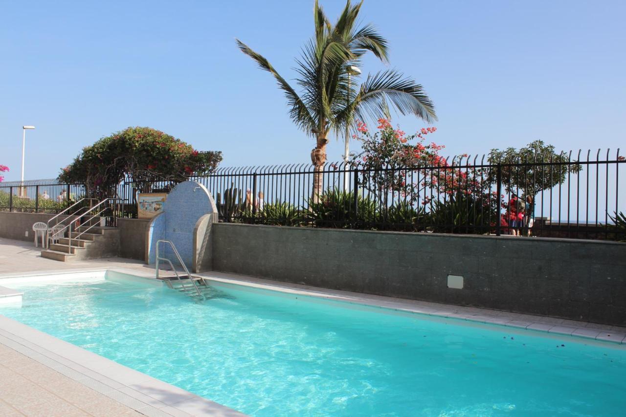 Apartment Casa Blanca - Sea View - First Line